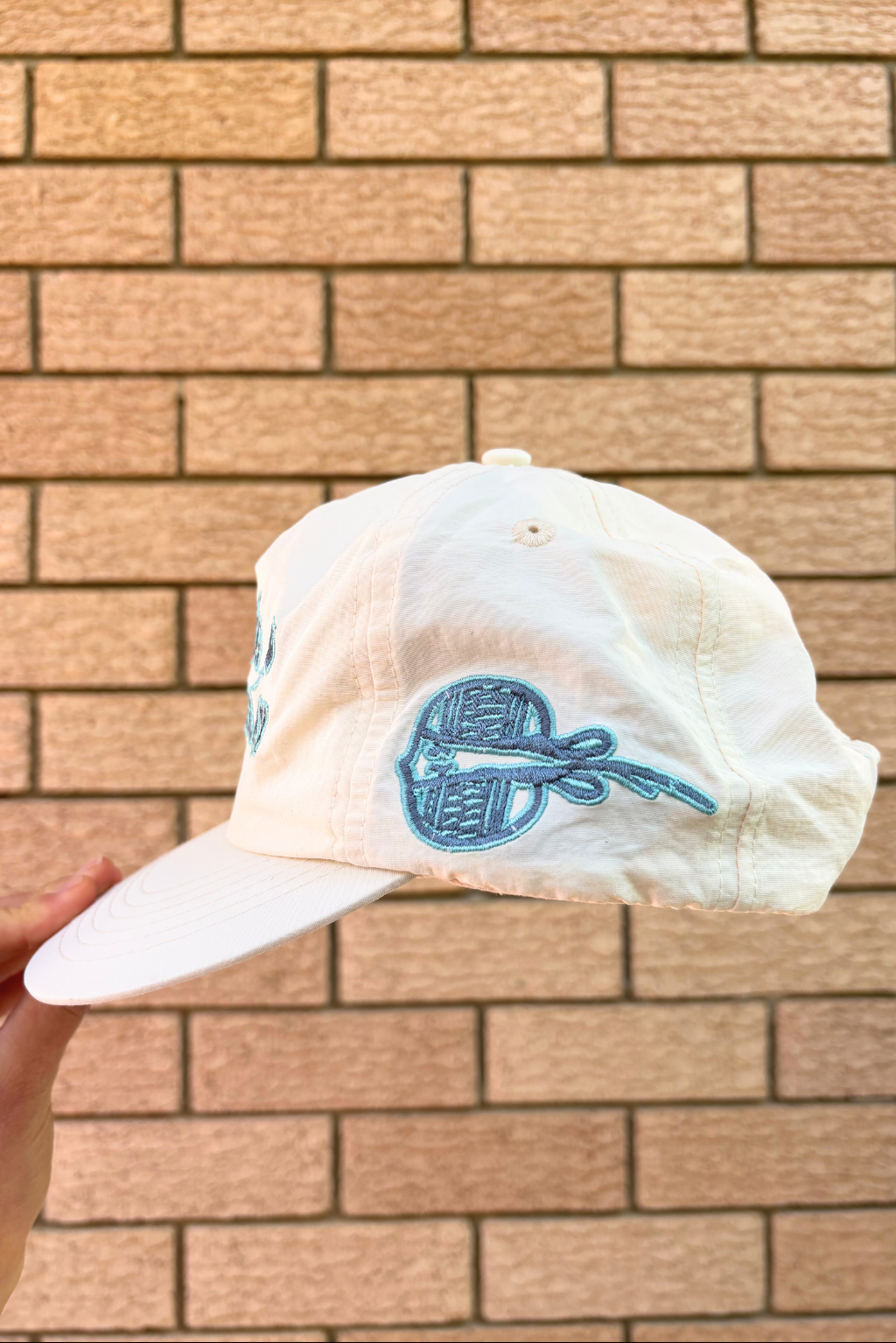 KING STING X UNCLE RICS CAP WHITE/BLUE
