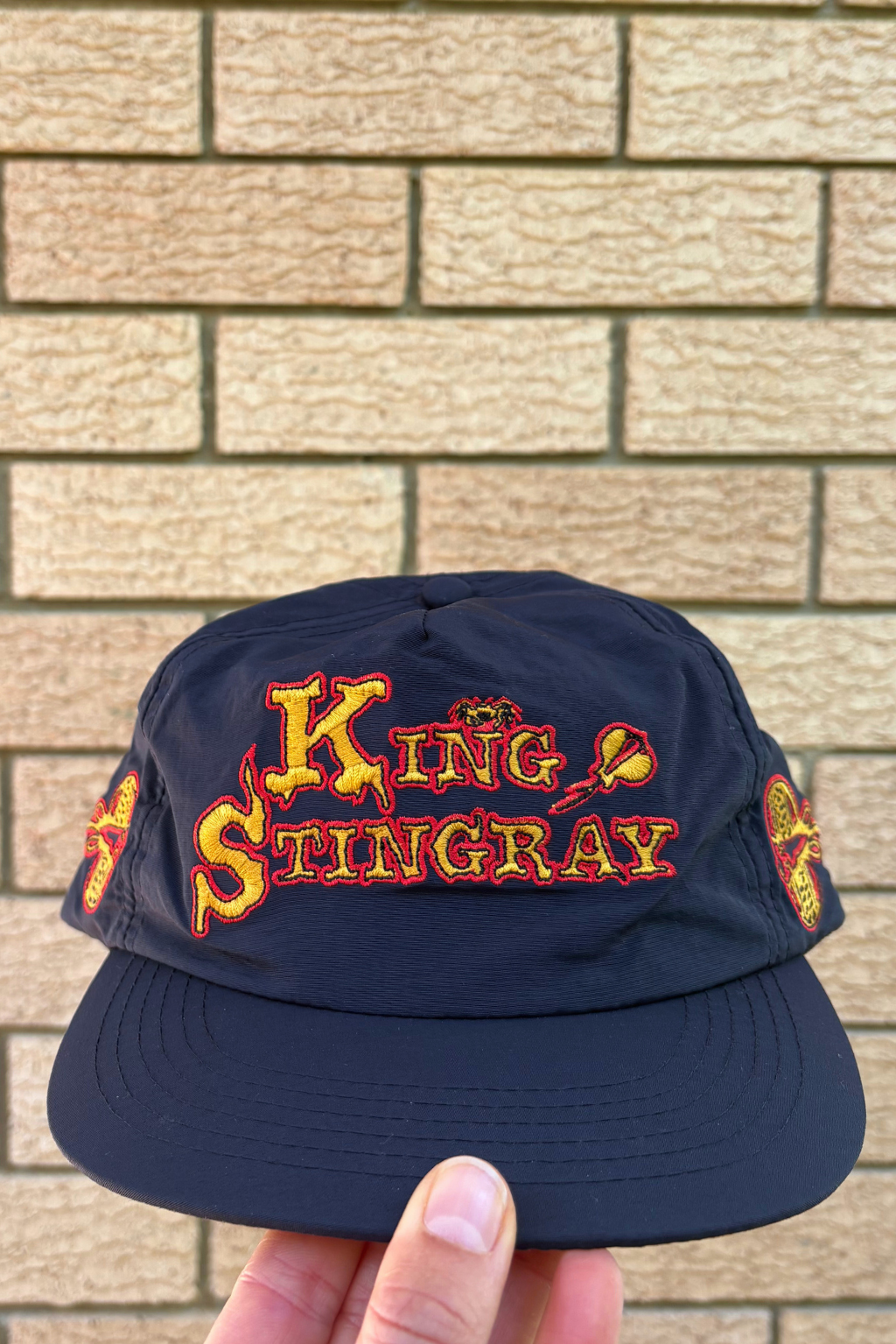 KING STING X UNCLE RICS CAP BLACK/RED/YELLOW